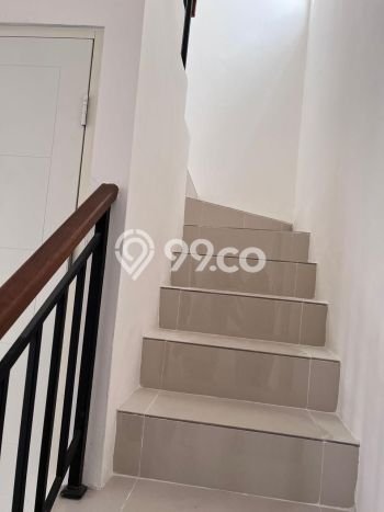 Dijual Rumah Modern 5 KT di Grand Wisata, Bekasi Dijual Rumah Modern 5 KT di Grand Wisata, Bekasi