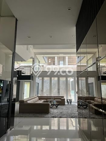 Dijual Rumah Mewah Megah Dengan View Eksklusif di Pantai Indah Kapuk, Jakarta Utara Dijual Rumah Mewah Megah Dengan View Eksklusif di Pantai Indah Kapuk, Jakarta Utara