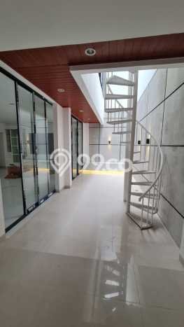 For Sale! Premium House LT 200m2 Desain Modern di Pluit For Sale! Premium House LT 200m2 Desain Modern di Pluit