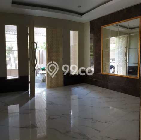Rumah Elit Modern Siap Huni di Pantai Indah Kapuk Jakarta Utara Rumah Elit Modern Siap Huni di Pantai Indah Kapuk Jakarta Utara