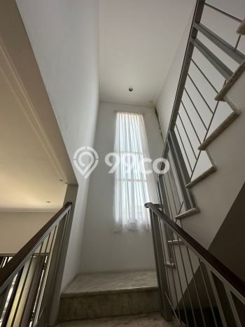 Ready to Use! Premium House LT 120m2 Desain Elegan di Pantai Indah Kapuk Ready to Use! Premium House LT 120m2 Desain Elegan di Pantai Indah Kapuk