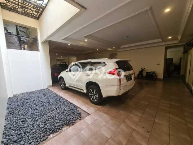 Dijual Rumah Mewah Elegan Dengan View Eksklusif di Pantai Indah Kapuk, Jakarta Utara Dijual Rumah Mewah Elegan Dengan View Eksklusif di Pantai Indah Kapuk, Jakarta Utara