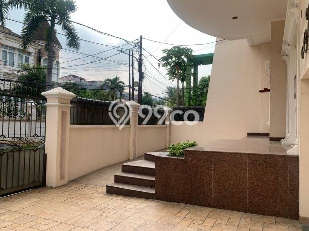 Jual Rumah Mewah Elegan Dengan View Eksklusif di Pluit, Jakarta Utara Jual Rumah Mewah Elegan Dengan View Eksklusif di Pluit, Jakarta Utara