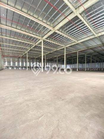 Unit Gudang Disewakan di Narogong di Area Ramai & Strategis Unit Gudang Disewakan di Narogong di Area Ramai & Strategis