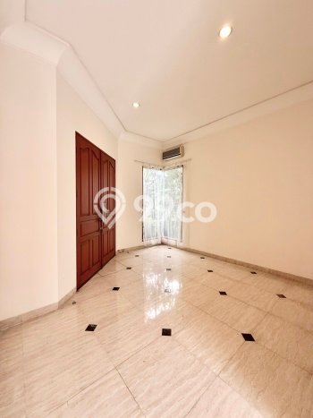 Disewakan Rumah Nyaman LT 500m2 / LB 450m2 di Cipete, Jakarta Selatan Disewakan Rumah Nyaman LT 500m2 / LB 450m2 di Cipete, Jakarta Selatan