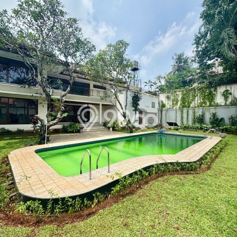 Hunian Modern Untuk Disewakan di Kemang Jakarta Selatan 5 KT & 5 KM Hunian Modern Untuk Disewakan di Kemang Jakarta Selatan 5 KT & 5 KM