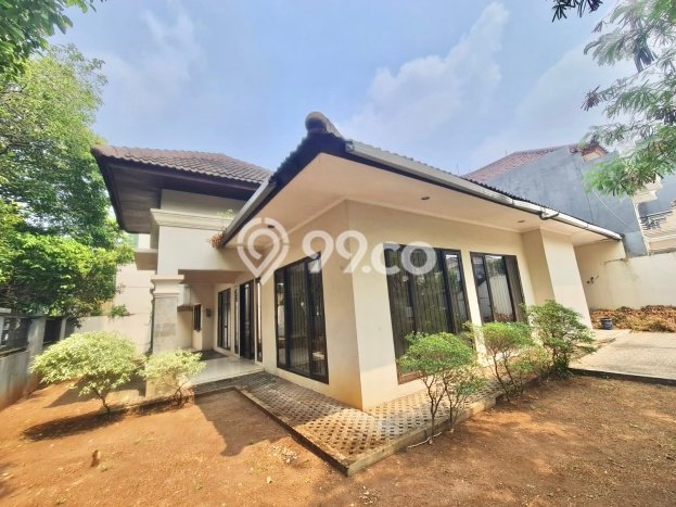 Dijual Rumah Luas Elegan Dengan View Eksklusif di Pondok Indah, Jakarta Selatan Dijual Rumah Luas Elegan Dengan View Eksklusif di Pondok Indah, Jakarta Selatan