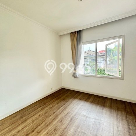 Sewa Rumah Strategis di Cipete LT 438m2 / LB 348m2 Kondisi Bagus Sewa Rumah Strategis di Cipete LT 438m2 / LB 348m2 Kondisi Bagus