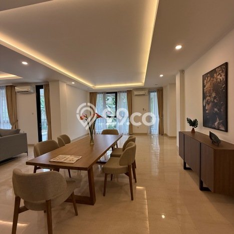 Apartemen Eksklusif Kawasan Cilandak, 3 KM, Luas 250m2m², Siap Huni Apartemen Eksklusif Kawasan Cilandak, 3 KM, Luas 250m2m², Siap Huni