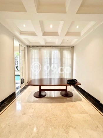 Disewakan Rumah Strategis LT 550m2 / LB 500m2 di Pondok Indah, Jakarta Selatan Disewakan Rumah Strategis LT 550m2 / LB 500m2 di Pondok Indah, Jakarta Selatan