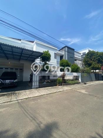 Dijual Rumah Mewah Exclusive di Kebayoran Baru, Jakarta Selatan Dijual Rumah Mewah Exclusive di Kebayoran Baru, Jakarta Selatan