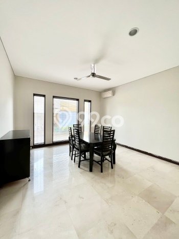 PRIME PROPERTY! Rumah di Cipete, 4 KT, Lingkungan Premium, LT 455m2m² LB 612m2m² PRIME PROPERTY! Rumah di Cipete, 4 KT, Lingkungan Premium, LT 455m2m² LB 612m2m²