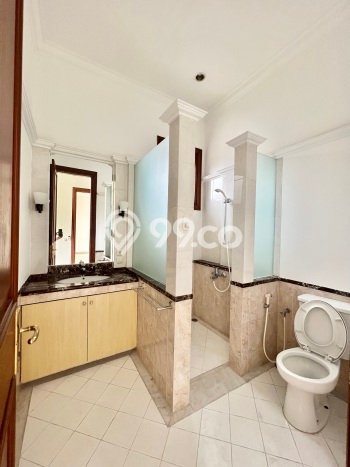 Disewakan Rumah Strategis di Cipete LT 510m2 / LB 450m2 Siap Huni Disewakan Rumah Strategis di Cipete LT 510m2 / LB 450m2 Siap Huni