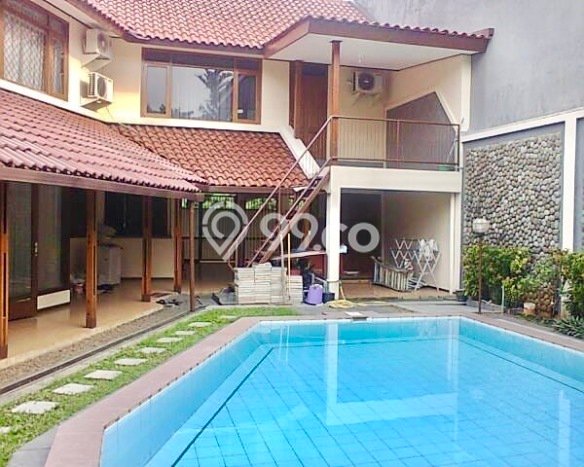 Disewakan! Rumah 3 Kamar Tidur &
3 Kamar Mandi di Pondok Indah, Jakarta Selatan Disewakan! Rumah 3 Kamar Tidur &
3 Kamar Mandi di Pondok Indah, Jakarta Selatan