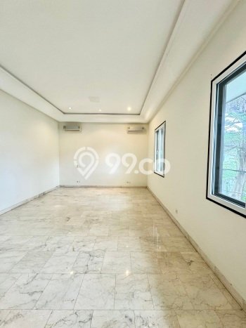 Disewakan Rumah Strategis LT 700m2 / LB 600m2 di Kemang, Jakarta Selatan Disewakan Rumah Strategis LT 700m2 / LB 600m2 di Kemang, Jakarta Selatan