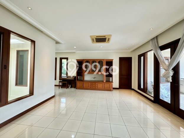 Ready to Use! Premium House LT 400m2 Desain Modern di Duren Tiga Ready to Use! Premium House LT 400m2 Desain Modern di Duren Tiga