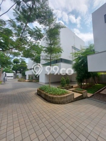 Disewakan Rumah Modern di Cilandak Harga Rp 560 Juta/ Tahun Disewakan Rumah Modern di Cilandak Harga Rp 560 Juta/ Tahun