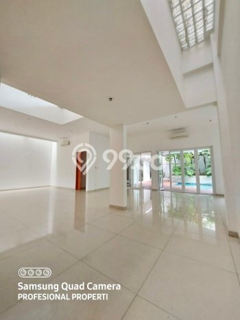 Dijual Rumah Elit Exclusive di Cilandak, Jakarta Selatan Dijual Rumah Elit Exclusive di Cilandak, Jakarta Selatan