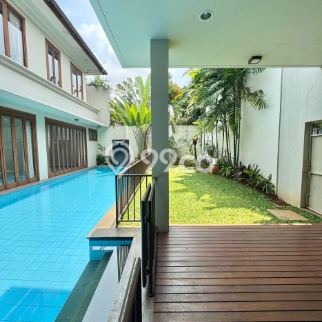 Sewa Rumah Nyaman di Kemang LT 600m2 / LB 490m2 Siap Huni Sewa Rumah Nyaman di Kemang LT 600m2 / LB 490m2 Siap Huni
