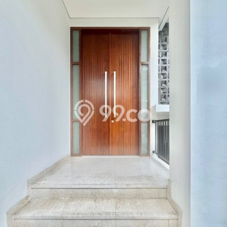 Hunian Modern Disewakan di Kemang Jakarta Selatan 4 KT & 4 KM Hunian Modern Disewakan di Kemang Jakarta Selatan 4 KT & 4 KM