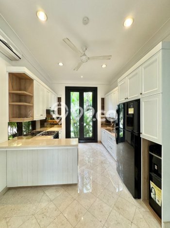 Rumah Bagus Siap Pakai Di Cilandak Luas 1000m2 Aman Rumah Bagus Siap Pakai Di Cilandak Luas 1000m2 Aman