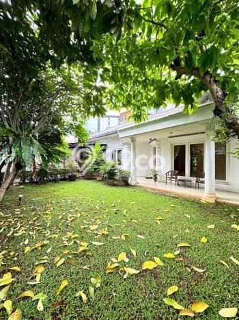 Jual Rumah Mewah Megah Dengan View Cantik di Kemang, Jakarta Selatan Jual Rumah Mewah Megah Dengan View Cantik di Kemang, Jakarta Selatan