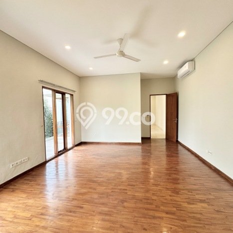 Rumah Kondisi Baik Disewakan di Kemang, Jakarta Selatan LT 500m2, LB 480m2 Rumah Kondisi Baik Disewakan di Kemang, Jakarta Selatan LT 500m2, LB 480m2