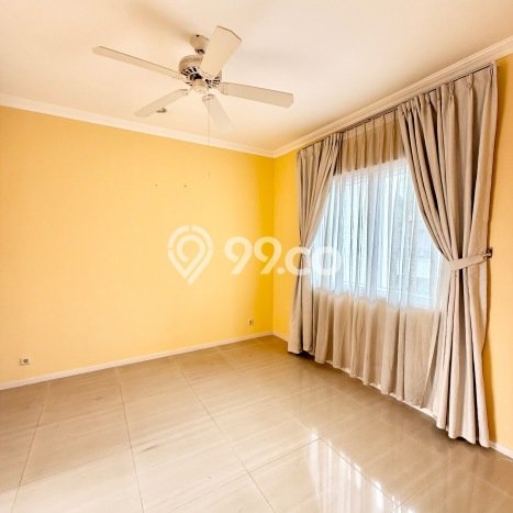 Hunian Modern dengan LT 442m2 & LB 775m2 Dikontrakkan di Pejaten Hunian Modern dengan LT 442m2 & LB 775m2 Dikontrakkan di Pejaten