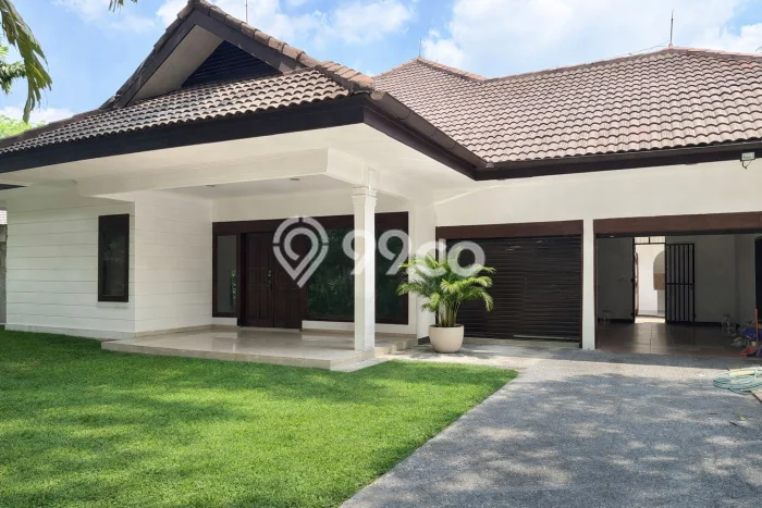 Sewa Rumah Harga Terjangkau di Kemang Jakarta Selatan Punya 4 Kamar Tidur Sewa Rumah Harga Terjangkau di Kemang Jakarta Selatan Punya 4 Kamar Tidur