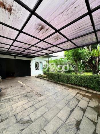 Jual Rumah Mewah Megah Dengan View Cantik di Kemang, Jakarta Selatan Jual Rumah Mewah Megah Dengan View Cantik di Kemang, Jakarta Selatan