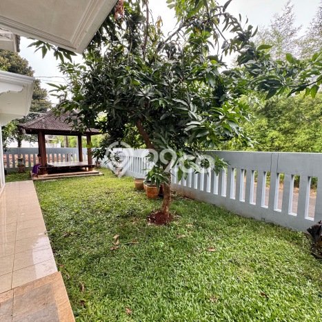 Rumah di Pondok Indah, 3 KM, Dekat Fasilitas Umum, Luas 300m2m² Bangunan 280m2m² Rumah di Pondok Indah, 3 KM, Dekat Fasilitas Umum, Luas 300m2m² Bangunan 280m2m²