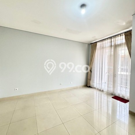Rumah di Pondok Pinang, Dekat Stasiun, 3 KM, LT 260m2m² Bangunan 230m2m² Rumah di Pondok Pinang, Dekat Stasiun, 3 KM, LT 260m2m² Bangunan 230m2m²
