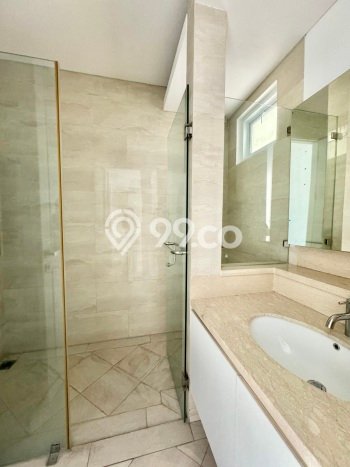 For Sale! Luxury House LT 371m2 Desain Elegan di Pejaten For Sale! Luxury House LT 371m2 Desain Elegan di Pejaten