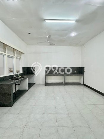 Rumah Kontrakan Jakarta Selatan LT 800m2 LB 550m2 Area Kemang Rumah Kontrakan Jakarta Selatan LT 800m2 LB 550m2 Area Kemang
