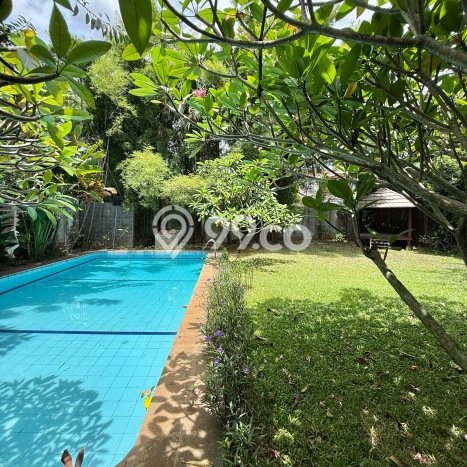 Rumah sewa siap huni 4 KT di Kemang, Jakarta Selatan Rumah sewa siap huni 4 KT di Kemang, Jakarta Selatan
