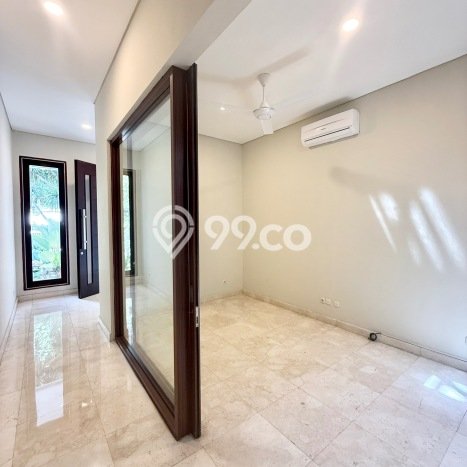 SPECIAL RATE! Rumah di , 5 KM, Lingkungan Asri, LT 500m2m² Bangunan 480m2m² SPECIAL RATE! Rumah di , 5 KM, Lingkungan Asri, LT 500m2m² Bangunan 480m2m²