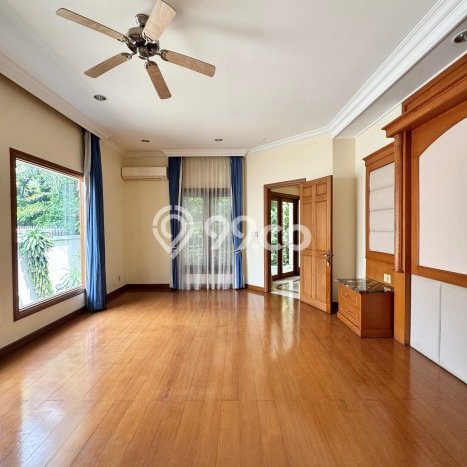 Sewa Rumah Strategis di Pondok Indah LT 450m2 / LB 600m2 Kondisi Bagus Sewa Rumah Strategis di Pondok Indah LT 450m2 / LB 600m2 Kondisi Bagus