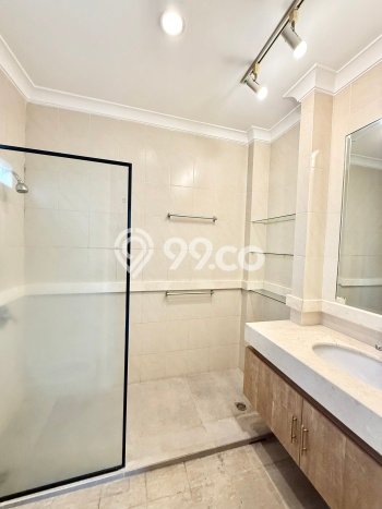 Disewakan Rumah Nyaman LT 500m2 / LB 450m2 di Cipete, Jakarta Selatan Disewakan Rumah Nyaman LT 500m2 / LB 450m2 di Cipete, Jakarta Selatan