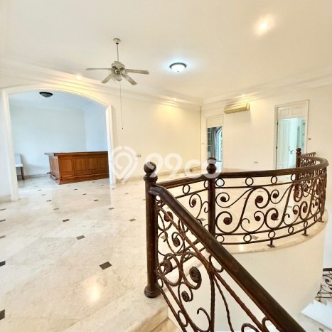 Disewakan Rumah Nyaman di Kemang LT 750m2 / LB 700m2 Siap Huni Disewakan Rumah Nyaman di Kemang LT 750m2 / LB 700m2 Siap Huni