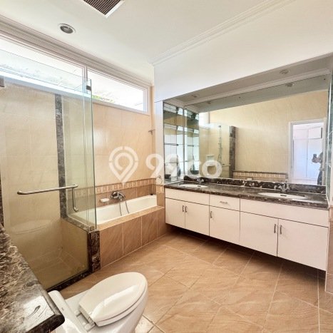 Disewakan Rumah Harga Terjangkau di Pondok Indah Jakarta Selatan Punya 5 Kamar Tidur Disewakan Rumah Harga Terjangkau di Pondok Indah Jakarta Selatan Punya 5 Kamar Tidur