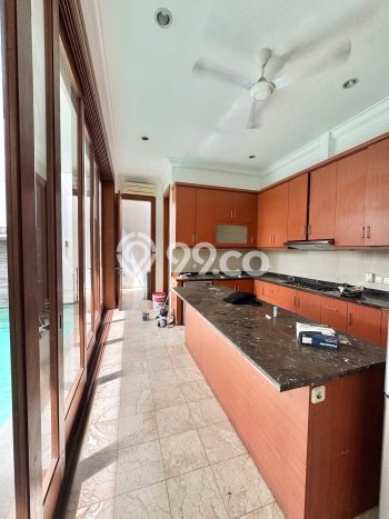 Disewakan Rumah Nyaman LT 690m2 / LB 530m2 di Cipete, Jakarta Selatan Disewakan Rumah Nyaman LT 690m2 / LB 530m2 di Cipete, Jakarta Selatan