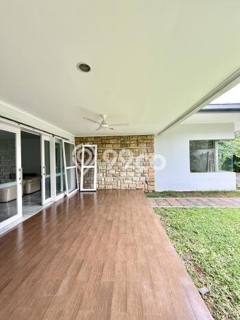 Disewakan Rumah Strategis di Kemang LT 994m2 / LB 401m2 Kondisi Bagus Disewakan Rumah Strategis di Kemang LT 994m2 / LB 401m2 Kondisi Bagus