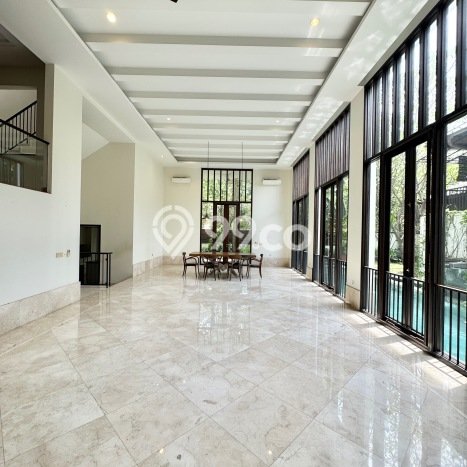 Sewa Rumah Strategis LT 420m2 / LB 600m2 di Pejaten, Jakarta Selatan Sewa Rumah Strategis LT 420m2 / LB 600m2 di Pejaten, Jakarta Selatan