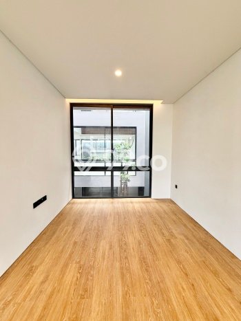 Rumah Luxury Modern Siap Huni di Kemang Jakarta Selatan Rumah Luxury Modern Siap Huni di Kemang Jakarta Selatan