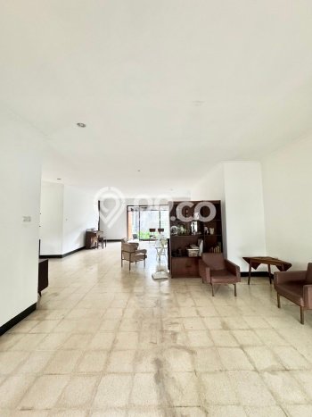 Dijual Rumah Luas Elegan Dengan View Eksklusif di Veteran, Jakarta Selatan Dijual Rumah Luas Elegan Dengan View Eksklusif di Veteran, Jakarta Selatan