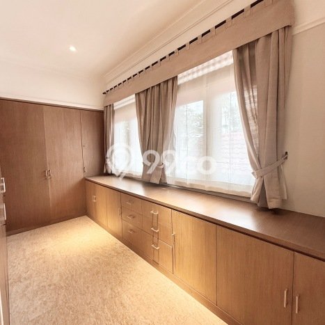 Hunian Minimalis Untuk Disewakan di Kemang Jakarta Selatan 3 KT & 3 KM Hunian Minimalis Untuk Disewakan di Kemang Jakarta Selatan 3 KT & 3 KM