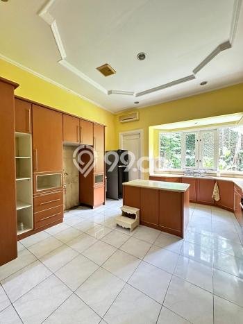 Jual Rumah Mewah Megah Dengan View Cantik di Kemang, Jakarta Selatan Jual Rumah Mewah Megah Dengan View Cantik di Kemang, Jakarta Selatan