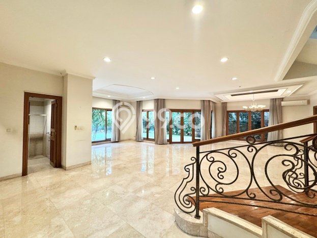 Rumah Bagus Disewakan di Pondok Indah, Jakarta Selatan LT 800m2, LB 700m2 Rumah Bagus Disewakan di Pondok Indah, Jakarta Selatan LT 800m2, LB 700m2