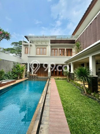 Hunian Ideal dengan LT 597m2 & LB 521m2 Disewakan di Kemang Hunian Ideal dengan LT 597m2 & LB 521m2 Disewakan di Kemang