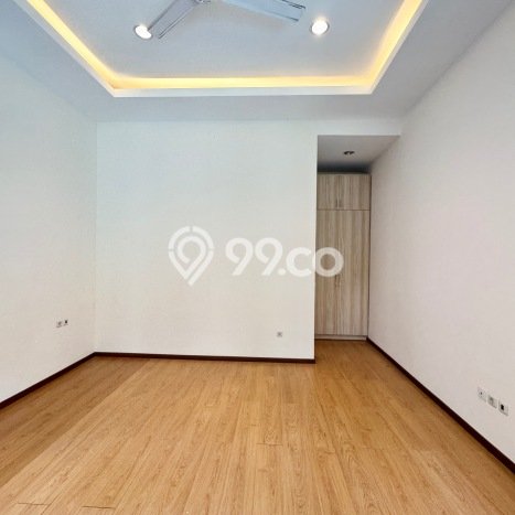 Hunian Modern Disewakan di Kemang Jakarta Selatan 5 KT & 4 KM Hunian Modern Disewakan di Kemang Jakarta Selatan 5 KT & 4 KM